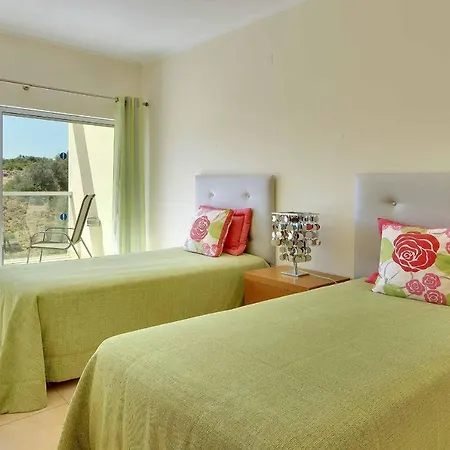 Leonor Villa Albufeira